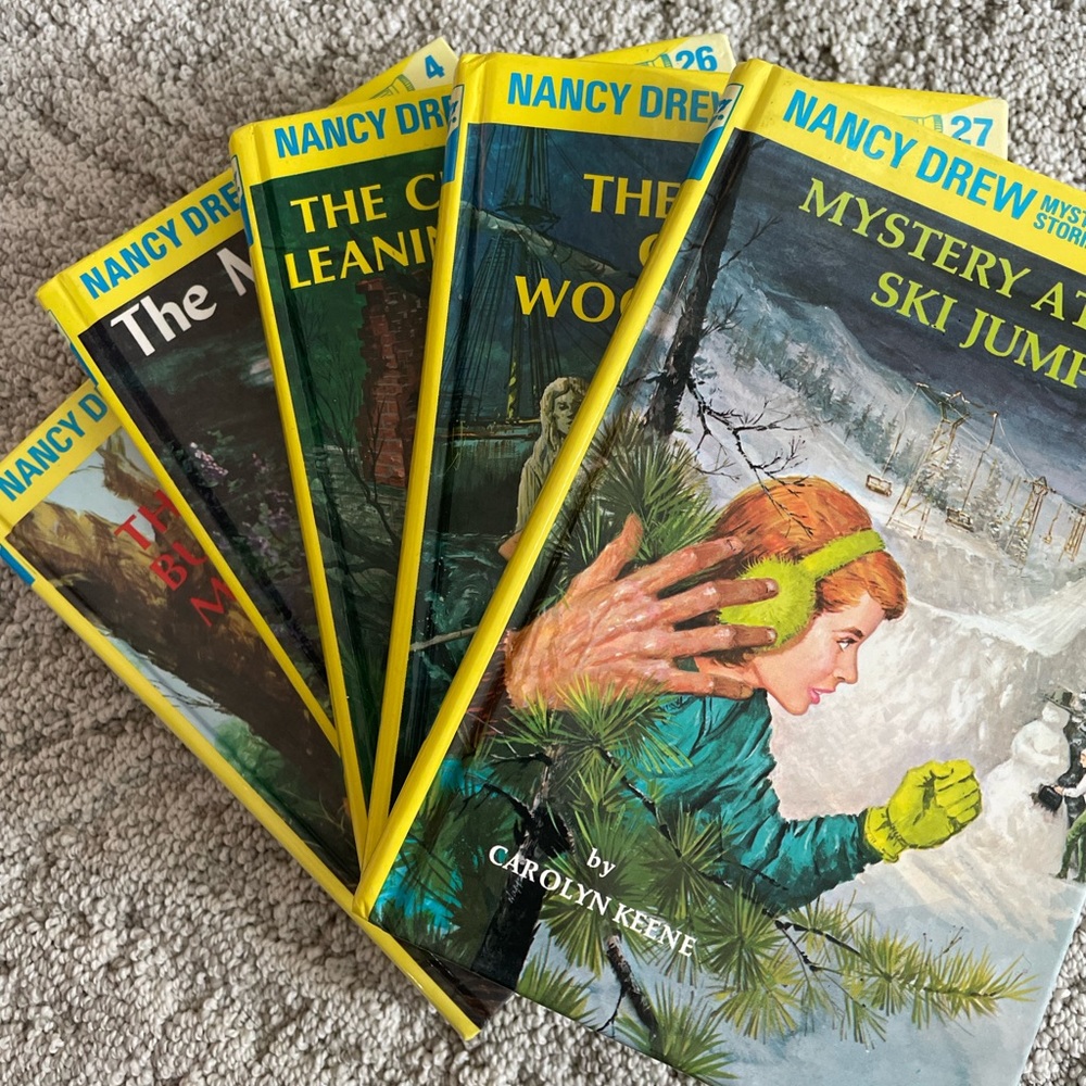Bundle of five (5) Nancy Drew mystery stories.